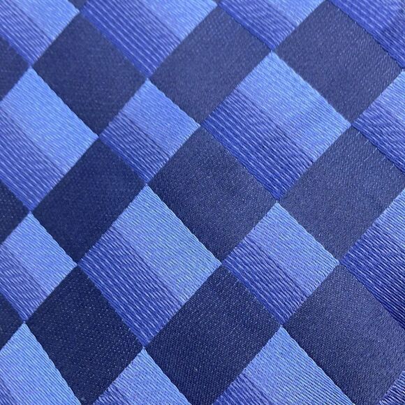 100% silk blue arrow necktie - Picture 2 of 5